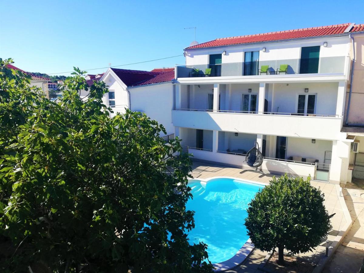 Stars Palace - Apartments And Rooms Jezera Exterior photo